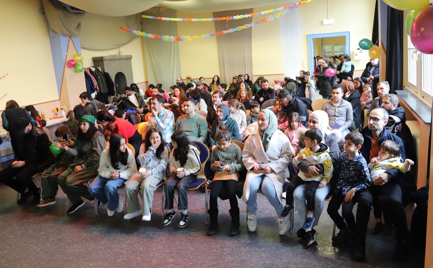 Yekmal Essen feiert Newroz-Fest f&uuml;r Kinder